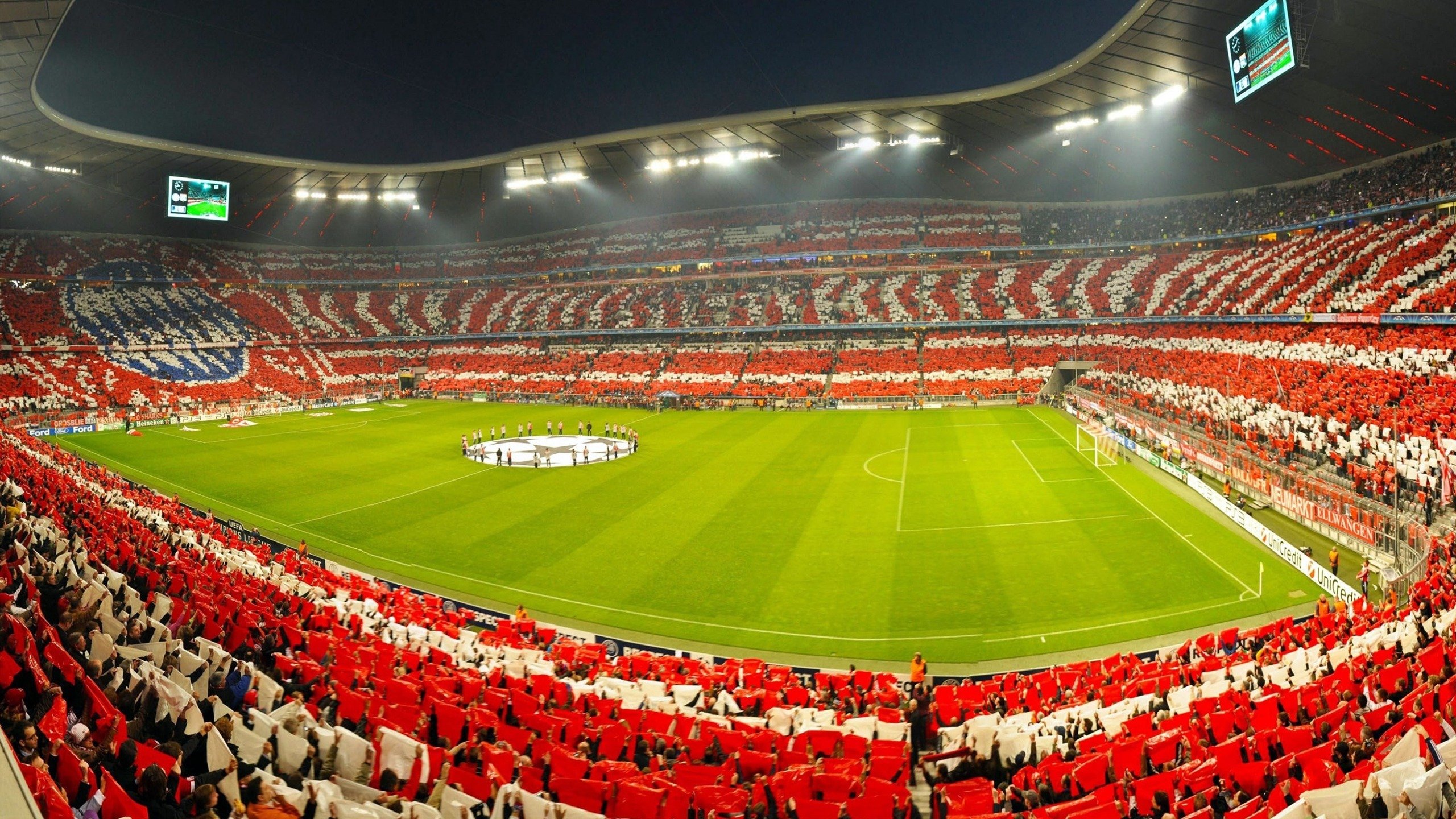 新疆队击溃上海队,恩比德在欧冠淘汰赛接管比赛,体育世界里的降维打击