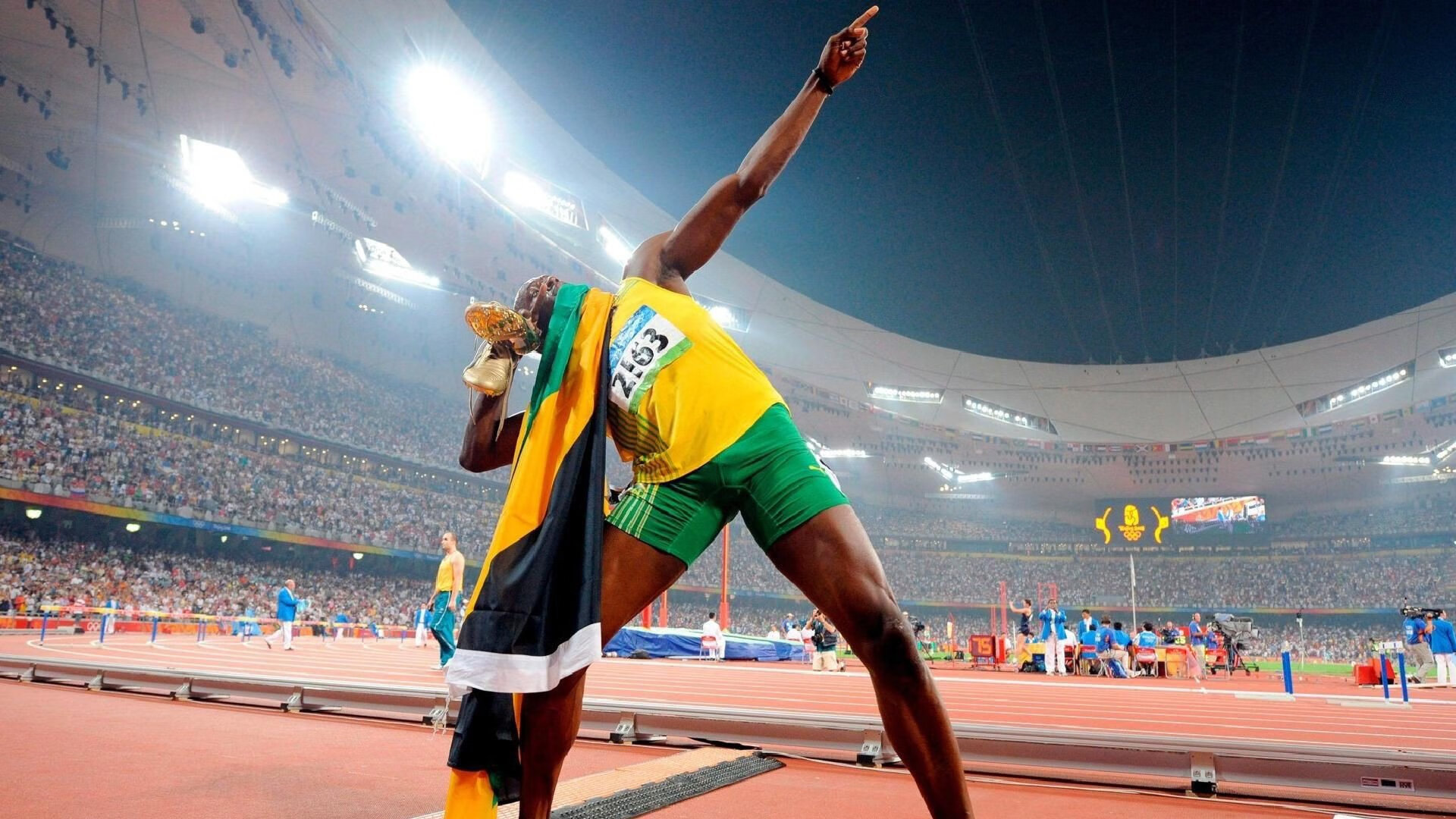 欧冠决赛焦点战，尤文掀翻阿尔及利亚，足球如何缝合殖民伤痕？